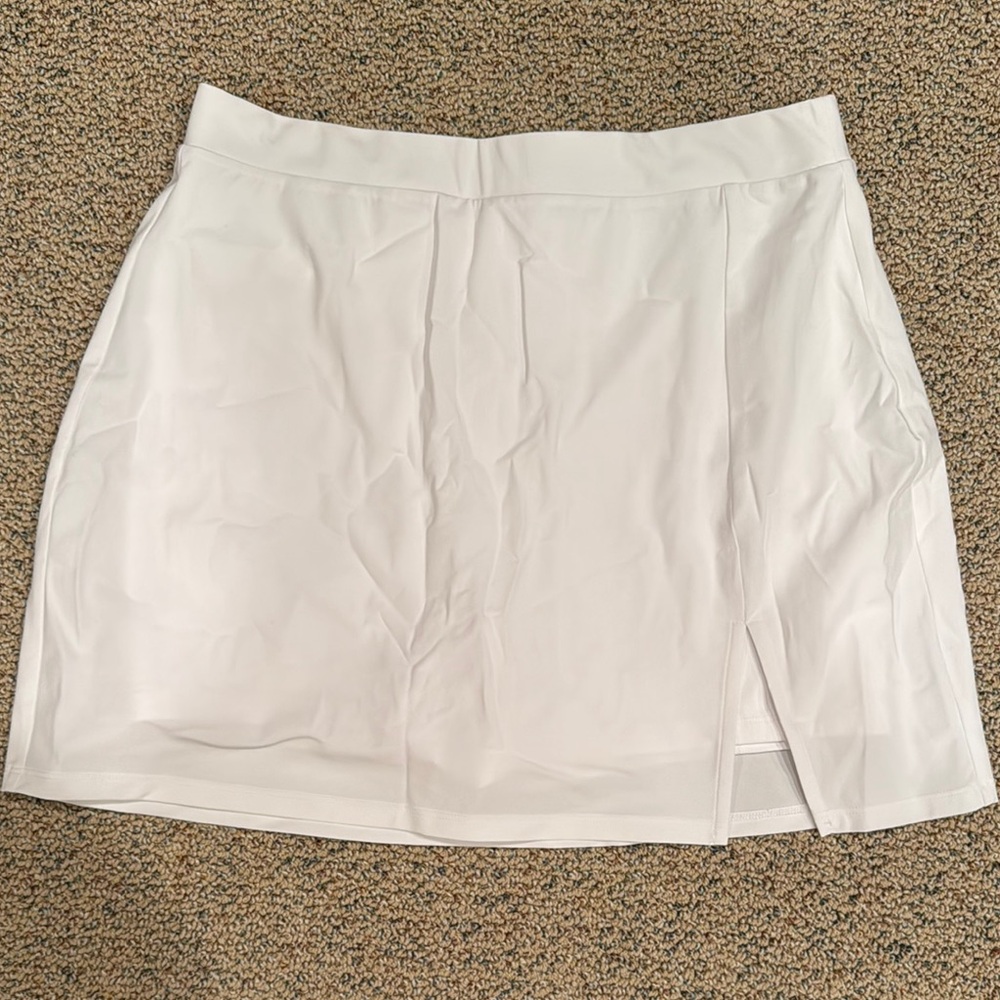 Elegant White Women's Skort